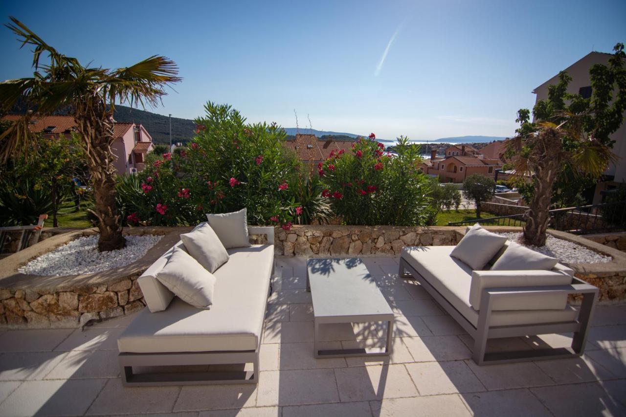 Rooms Salvia Cres Exteriör bild