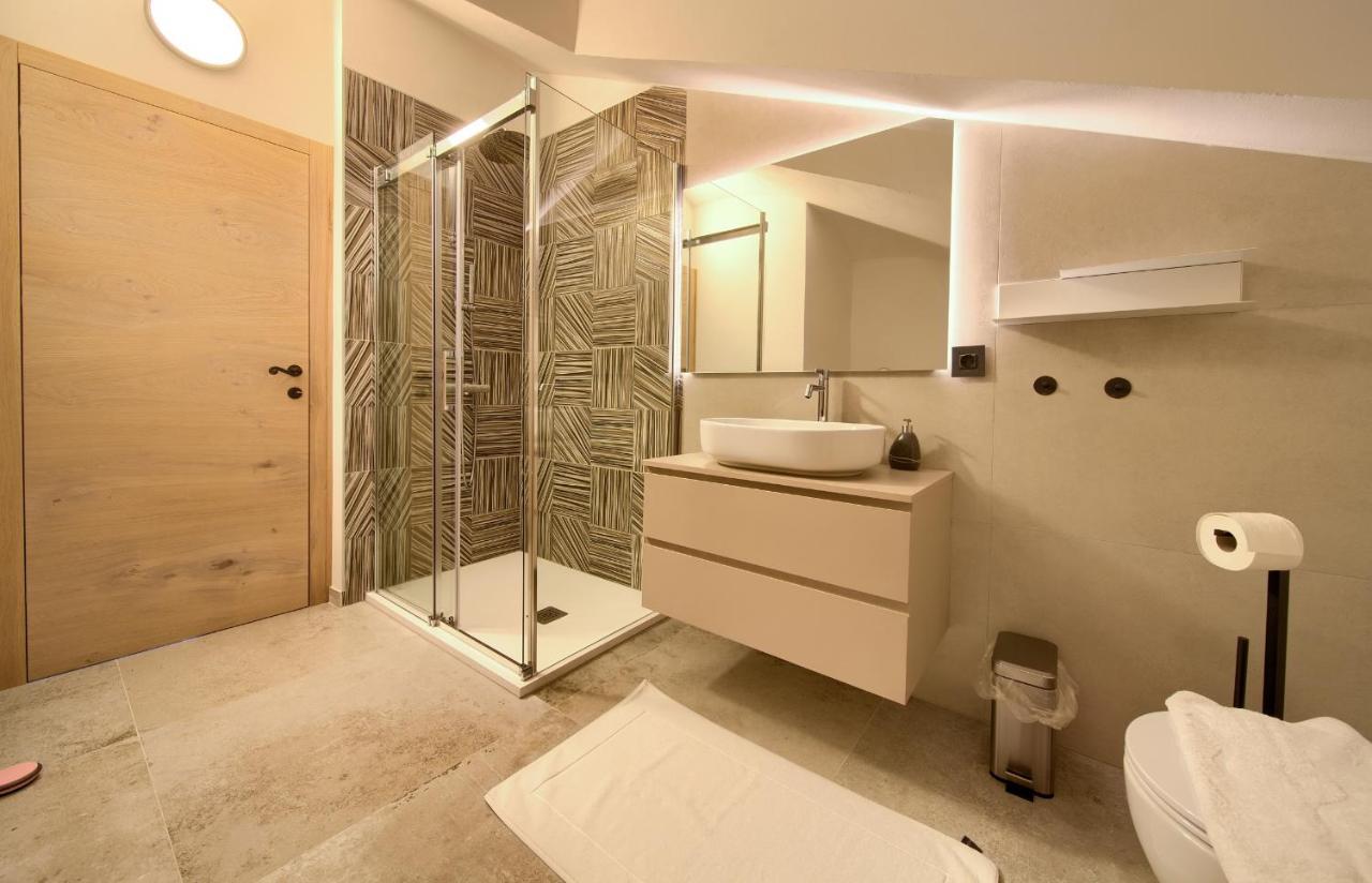 Rooms Salvia Cres Exteriör bild